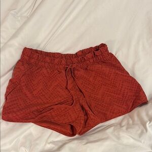 NORTH FACE Women's Burnt Orange Patterned Shorts